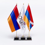 Սեղանի դրոշ երեքտեղանոց